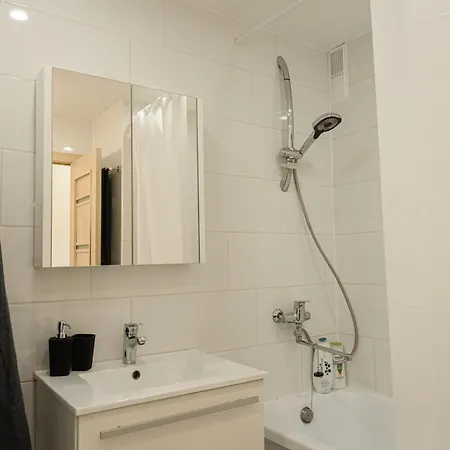 דירה Lakeside Tise75